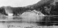 TIDLIG BILDE: Dette bildet av Eidsfoss sluser er tatt mellom 1880 og 1890, før kanalen åpnet i 1892. FOTO: Lindahl, NB