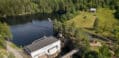 KRAFTVERK: Eidsfoss kraftverk er et elvekraftverk som utnytter det ti meter høye vannfallet i Eidselva. Fallhøyde vil si høyden fra vannmagasinet ned til utløpet fra kraftverket.