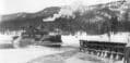 JERBANEFERJE: Dampfergen «Hydro» ble senket under en av tungtvannsaksjonene under 2. verdenskrig. Over Tinnsjøen ble jernbanevognene fraktet på ferger. I 1909 ble banen tatt i bruk. I 1911 ble den første jernbanelasten med salpeter transportert fra Rjukan.