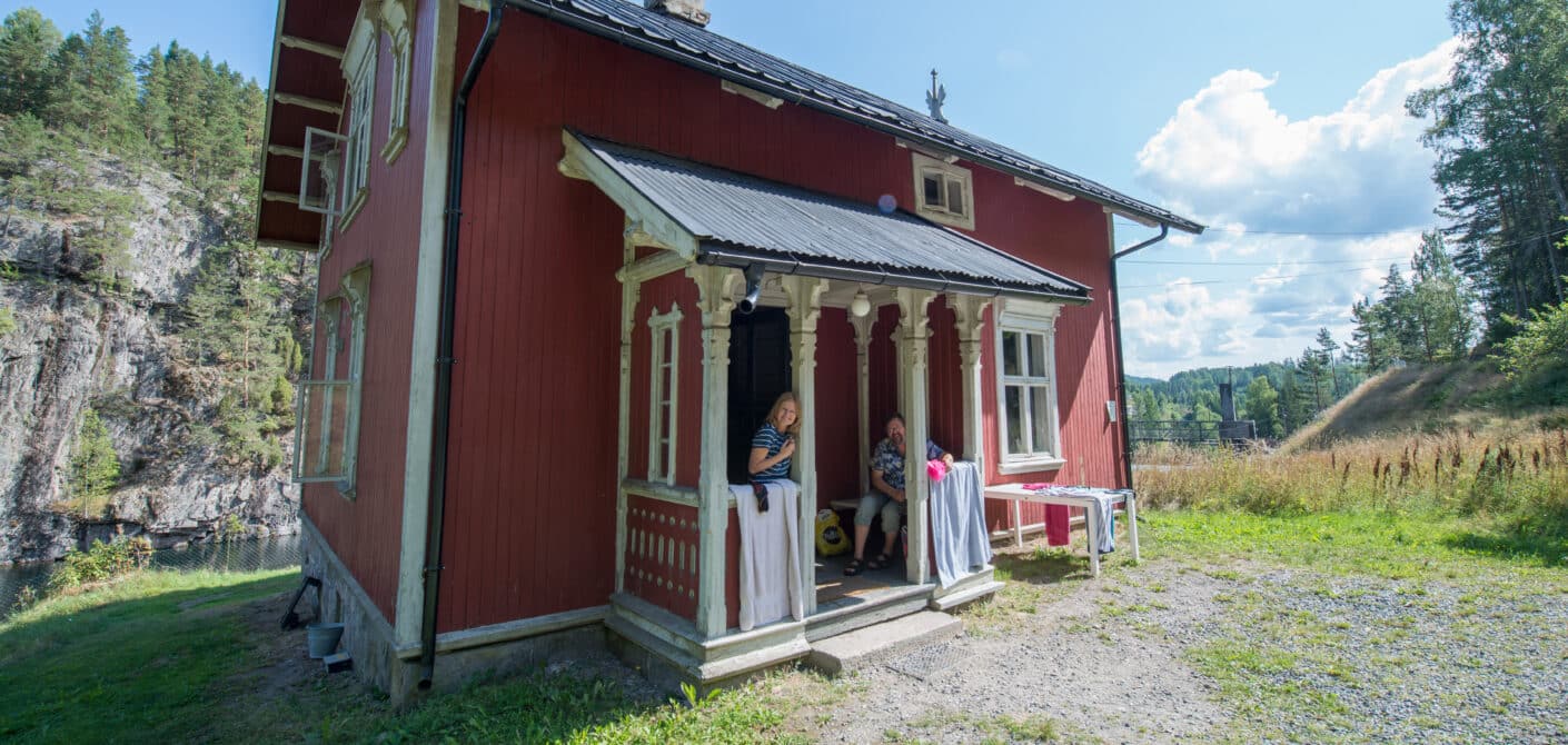 LEIE: Om sommeren blir slusevokterboligen i Vrangfoss leid ut til turister.